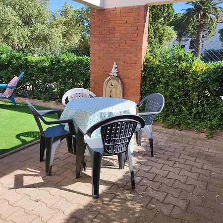 Climatise 4 Pers, Jardin, Parking, Proche Et Commerces - Fr-1-776-75 *